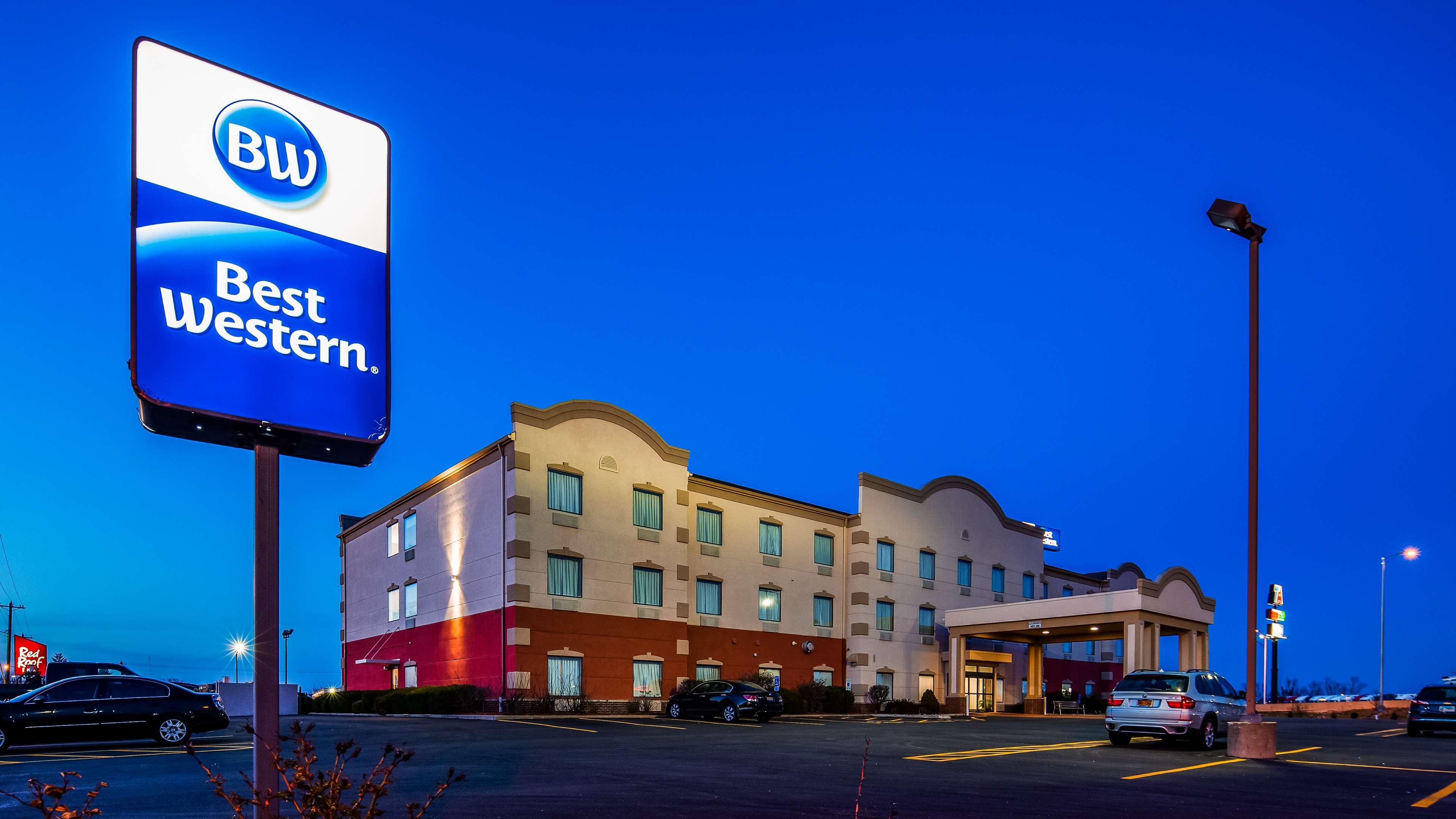 Best Western Troy Hotel Exterior photo