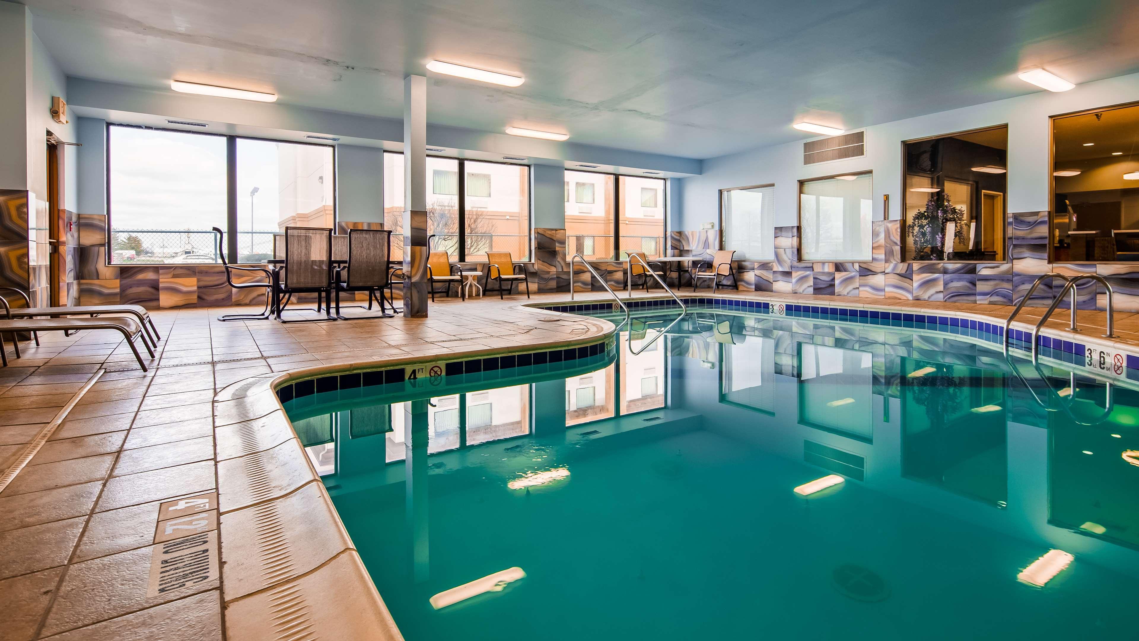 Best Western Troy Hotel Exterior photo