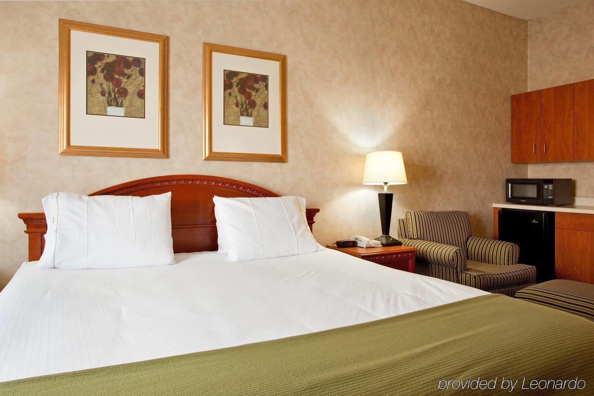 Best Western Troy Hotel Exterior photo