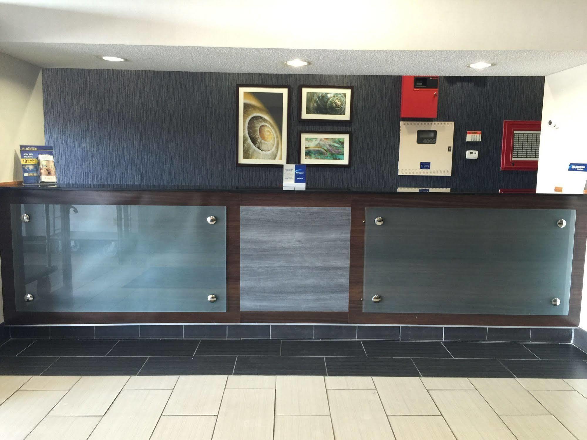 Best Western Troy Hotel Exterior photo